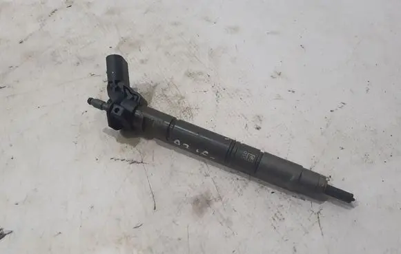 Fuel injector