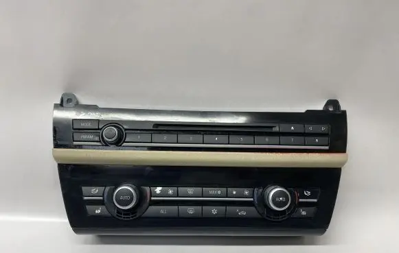 BMW 5 F10 F11 Interior fan control switch 9285333