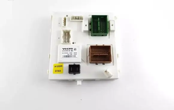 Volvo S90, V90 Comfort/convenience module 31472789AB 31472789