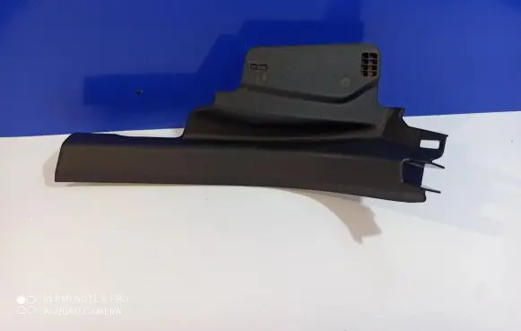 Volvo S60 (C) pillar trim 31468394