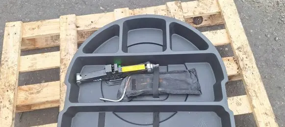 Hyundai i20 (PB PBT) Tool set 