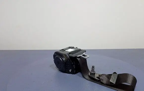 BMW iX Front seatbelt 7911586