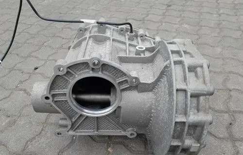Aston Martin DB11 Rear differential/diff mount bracket KY734200AC