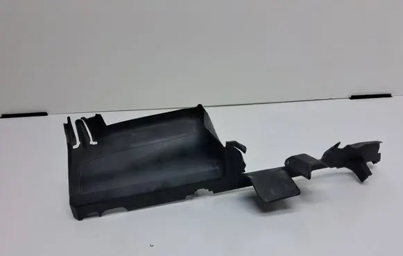 Volkswagen e-Golf Intercooler air channel guide 5GE121284F