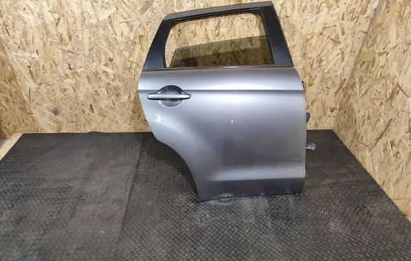 Peugeot 4008 Rear door