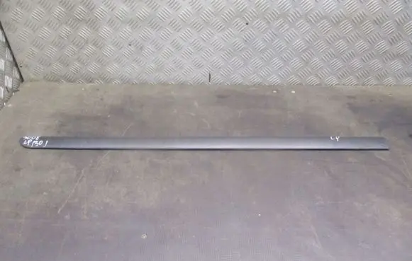 Peugeot 5008 Front door trim (molding) 96849089