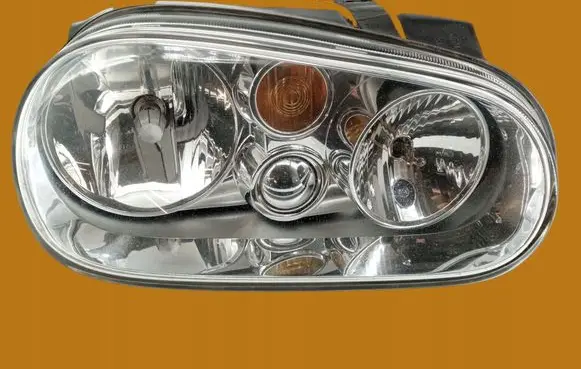Volkswagen Golf IV Headlight/headlamp 