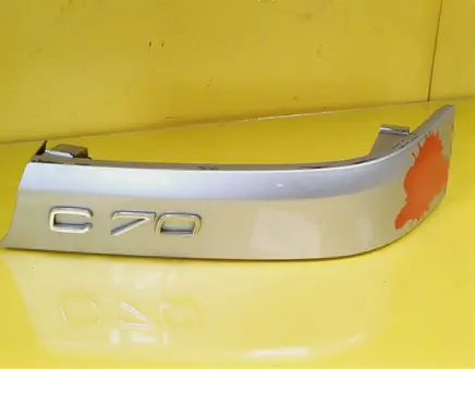 Volvo C70 Rear/tail light trim molding 8600115