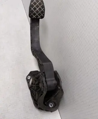 Clutch pedal