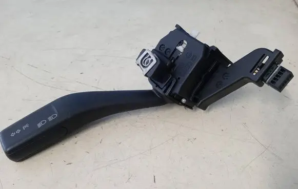 Audi A3 S3 8P Indicator stalk 1K0953513