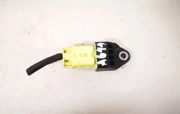 Toyota RAV 4 (XA30) Airbag deployment crash/impact sensor 8983133020 89831-33020