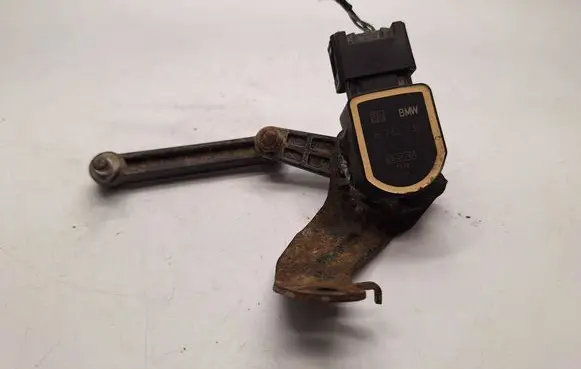 BMW X5 E70 Headlight/headlamp level sensor 6763735 37146763735 37146763737