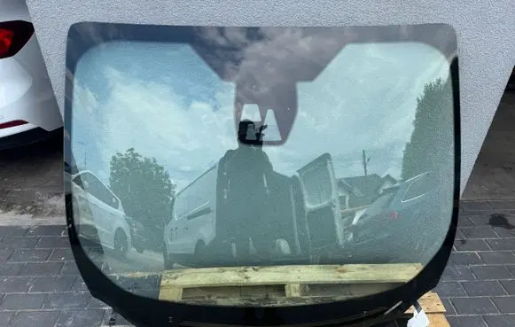 Ford Kuga II Front windscreen/windshield window CV44S03100E