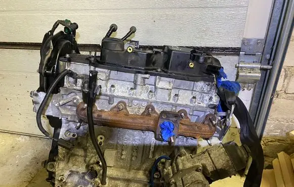 Peugeot 208 Engine 93725894801 INNIEP
