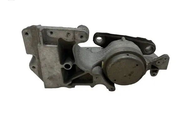 Nissan Qashqai Engine mount bracket 11220JD700F 11220JV00A 11220JD700