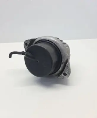 BMW 3 E90 E91 Engine mount bracket 13981112