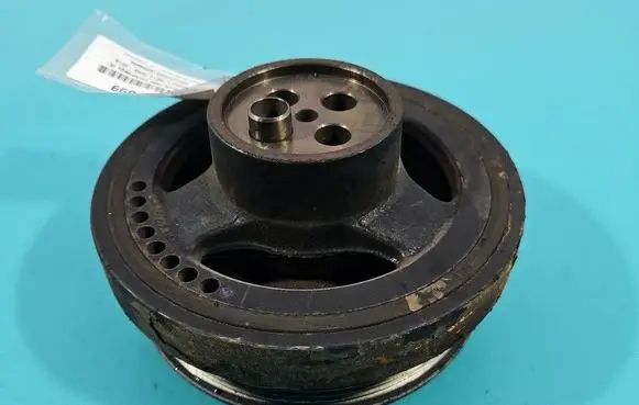 Mercedes-Benz E W212 Crankshaft pulley A6510350912 IMPRK1591099