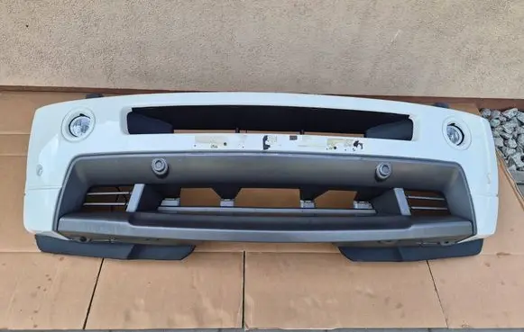 Land Rover Range Rover Sport L320 Front bumper LR007319