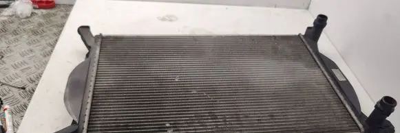 Coolant radiator