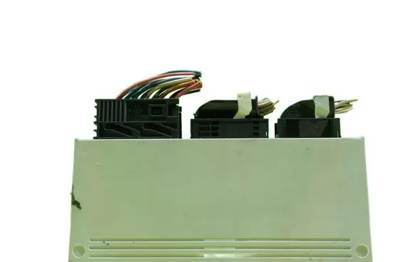 BMW X3 E83 Central body control module 57762110