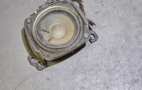 Audi A8 S8 D3 4E Rear door speaker 4E0035411G 373071