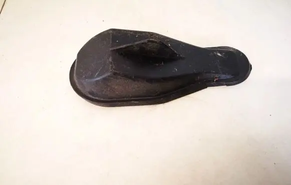 Peugeot 405 Headlight/headlamp dust cover