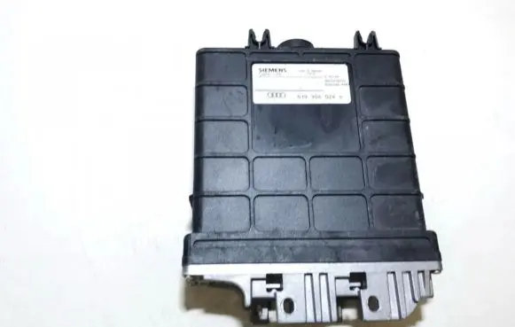 Audi A6 S6 C4 4A Engine control unit/module 039906024d 00ee040753