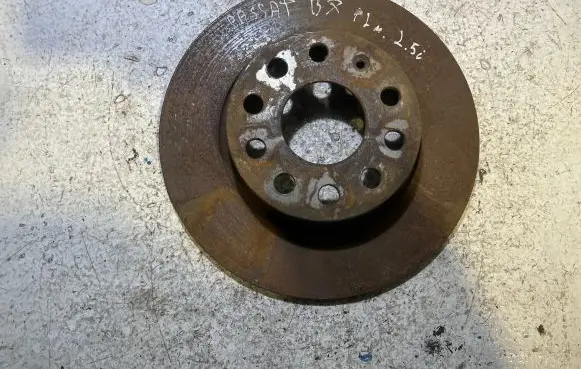Volkswagen PASSAT B7 Rear brake disc
