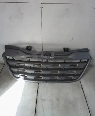 Renault Master III Front bumper upper radiator grill