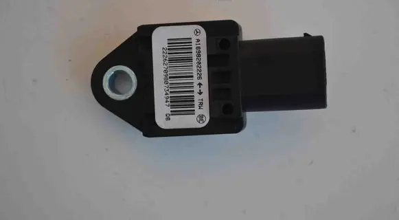 Mercedes-Benz A W169 Airbag deployment crash/impact sensor A1698202226