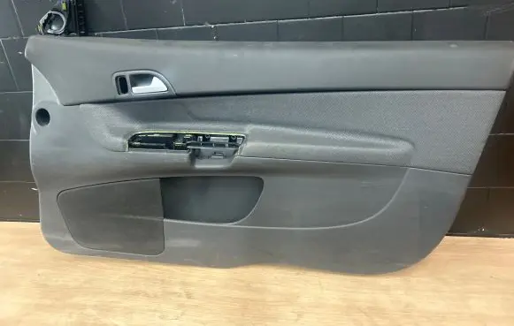 Volvo C30 Rear door card panel trim 30661370