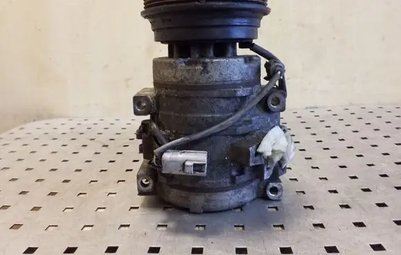 Toyota Avensis T220 Air conditioning (A/C) compressor (pump) 4472203435 10S15L