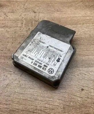 Skoda Fabia Mk1 (6Y) Airbag control unit/module 1C0909605K 5WK43125
