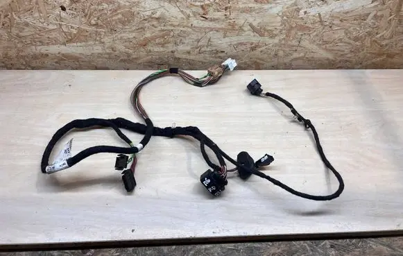 Audi A6 S6 C5 4B Front door wiring loom 4B0971029G 261101