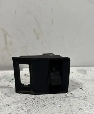 BMW 5 E34 Fog light switch 38813709