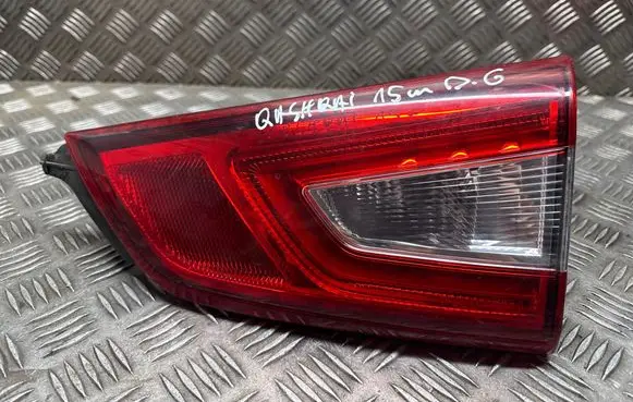 Nissan Qashqai Tailgate rear/tail lights 265504EA6E