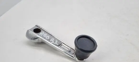 Audi 80 90 B2 Front door window winding handle 431837505