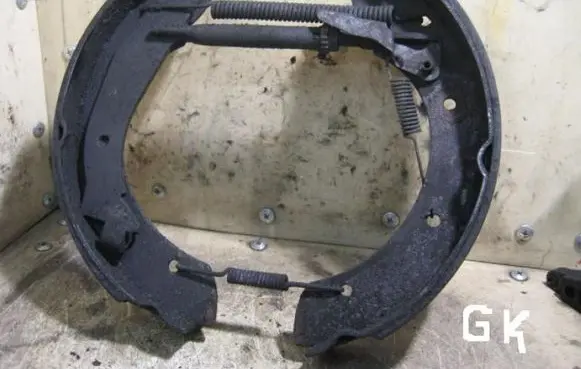 Renault Espace III Brake pads (rear) 