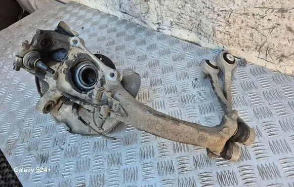 Audi A4 Allroad B8 Front wheel hub 8K0407257L