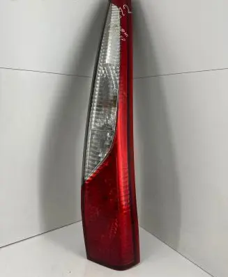Mitsubishi Lancer Rear/tail lights 22087508