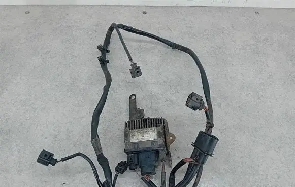 Audi A4 S4 B7 8E 8H Coolant fan relay 8E0959501Q