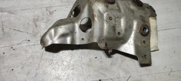 Mazda 3 III Exhaust heat shield