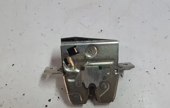 Mercedes-Benz B W246 W242 Tailgate/trunk/boot lock/catch/latch W246ZAMEKKLAPY