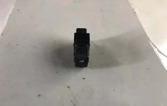 KIA Sorento Electric window control switch