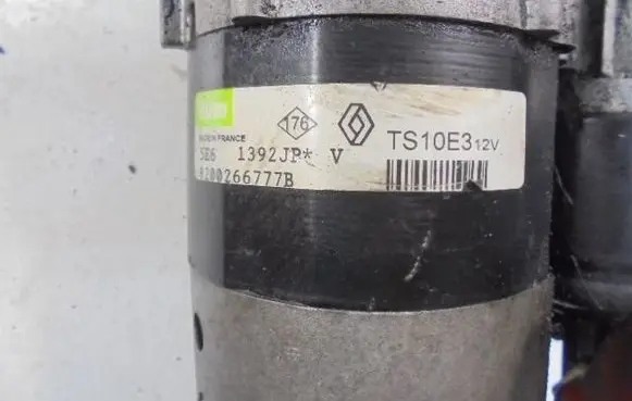 Renault Scenic II - Grand scenic II Starter motor 8200266777B