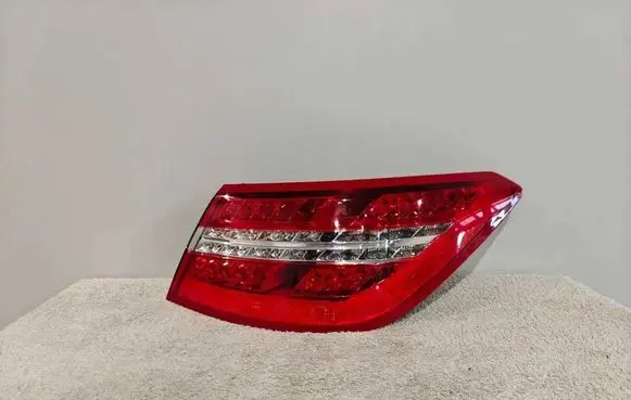 Mercedes-Benz E C207 W207 Rear/tail lights 780502R 342122R 542182R