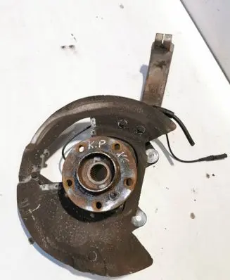BMW X6 E71 Front wheel hub spindle knuckle 6773783 16193510