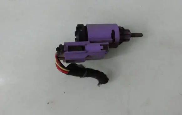 Volkswagen Transporter - Caravelle T5 Brake pedal sensor switch 1J0945511D