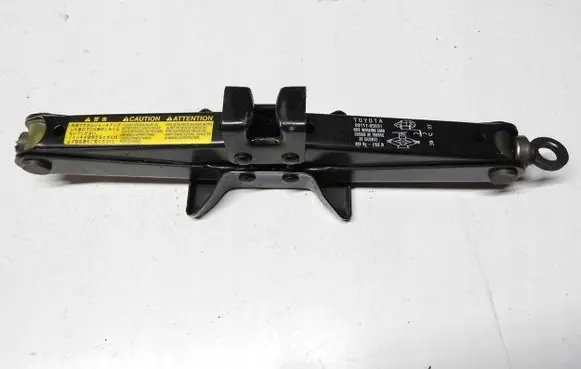 Toyota Auris 150 Lift Jack 05031