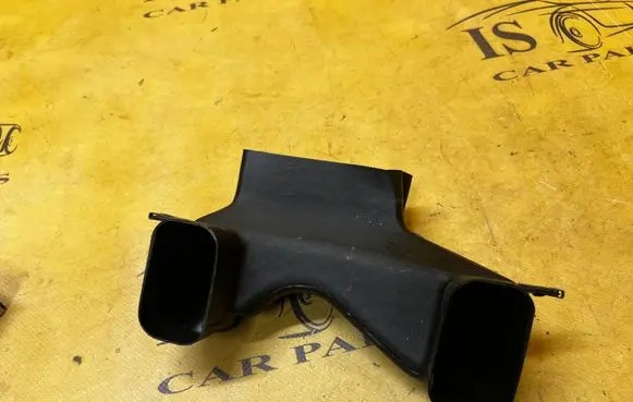 Mercedes-Benz G W461 W463 1st Gen Cabin air duct channel A4638310046